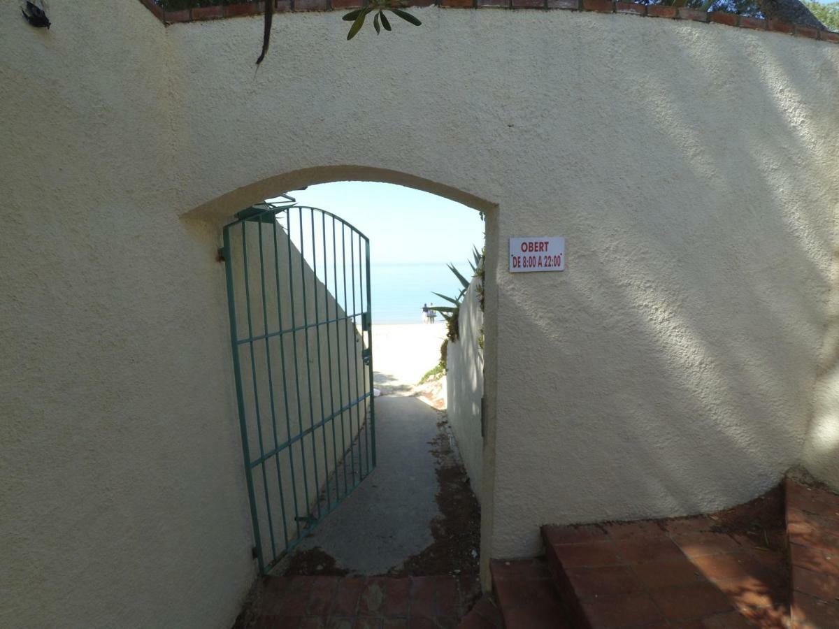 New Madrague Beach Roses Exterior foto